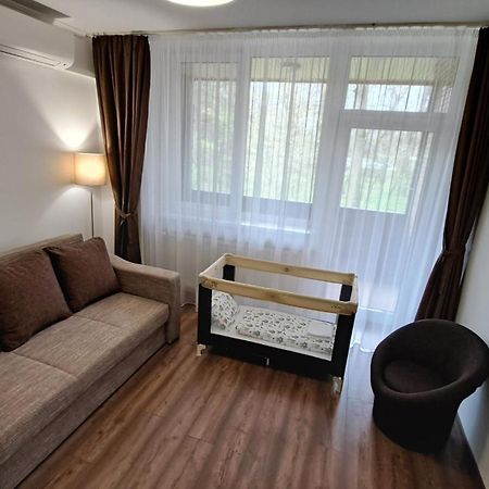 Ozoon Hotel Mestecǎneşti Exterior foto